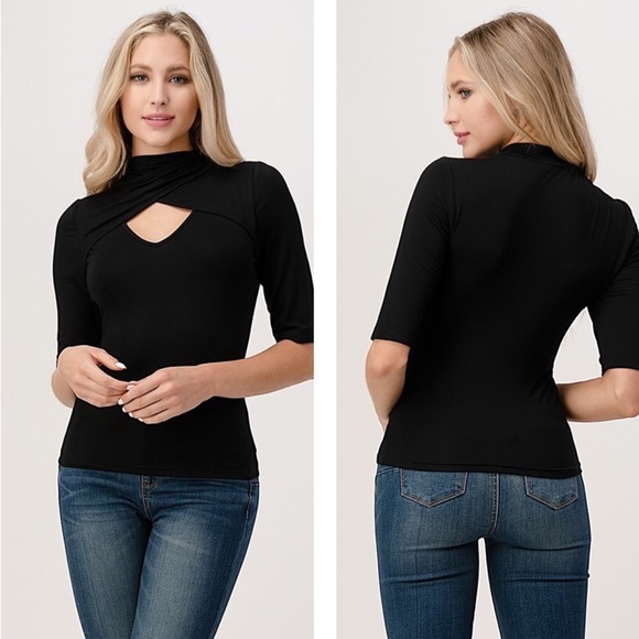 Black Cut Out Mockneck Short Sleeve Knit Top NWT Size Small - Picture 1 of 6